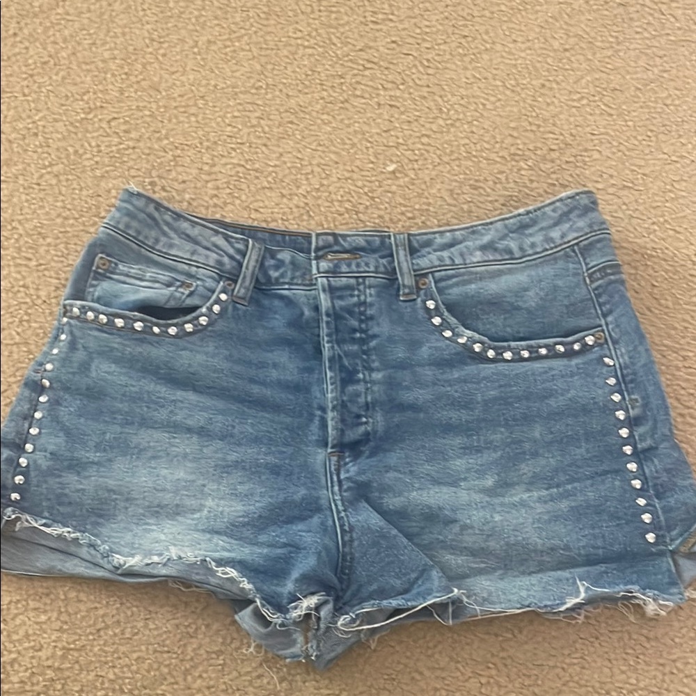 Vanilla Star Blue Jean Shorts with Studded Details size 9